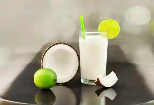 Limonada de Coco 16 Oz