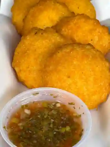 Mini Pasteles de Pollo X6