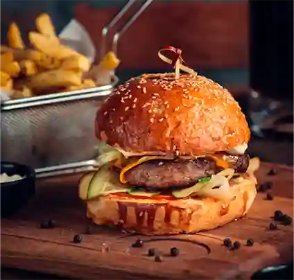 Combo Hamburguesa Papas a la Francesa Bebida