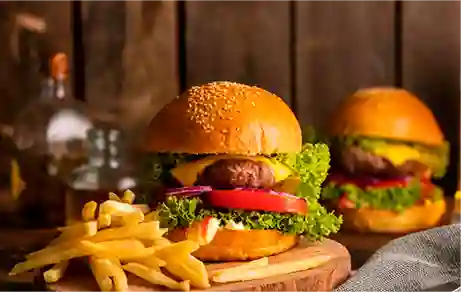 Combo para Dos: 2 Hamburguesas 2 Papas 2 Bebidas
