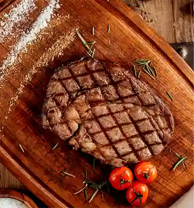 Solomillo a la Parrilla con Ajos Confitados