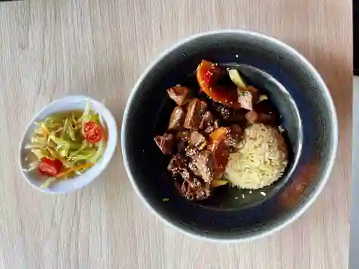 Combo para Dos Lomo Salteado al Estilo Peruano
