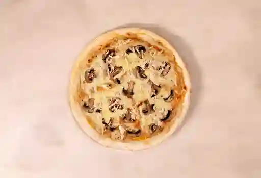 Pizza Personal Pollo con Champiñones