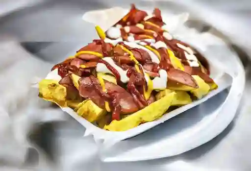 Salchipapa