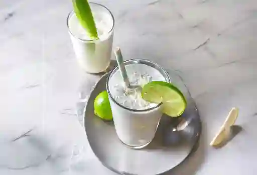 Limonada de Coco 16 Oz