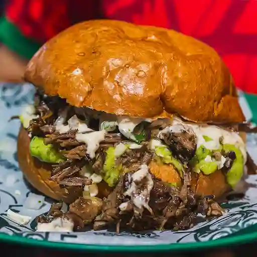 Torta Birria