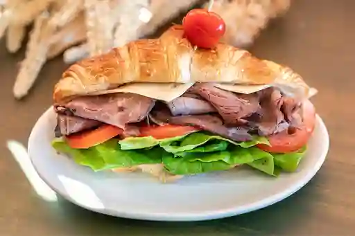 Sándwich Carne Ropa Vieja