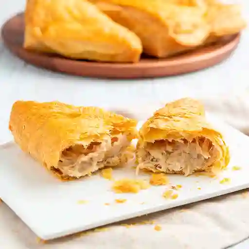 Pastel de Pollo con Jamón y Queso Crema