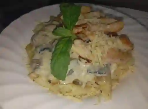 Pasta Funghi di Pollo
