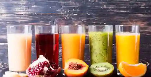 Jugos Naturales en Agua