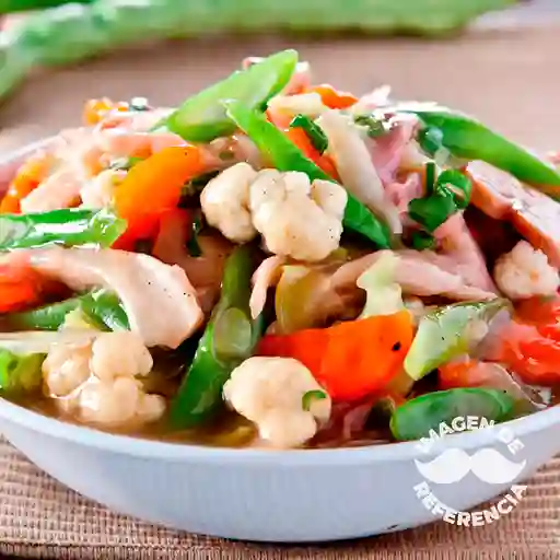 Chop Suey Vegetariano