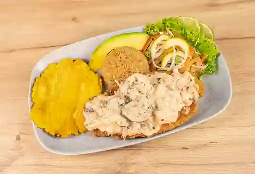Robalo en Salsa de Camarones