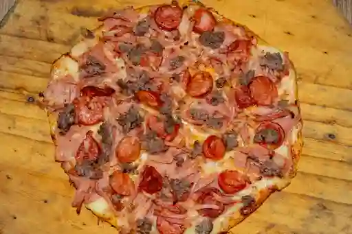 Pizza 4 Carnes