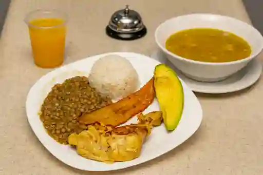 El Almuerzo