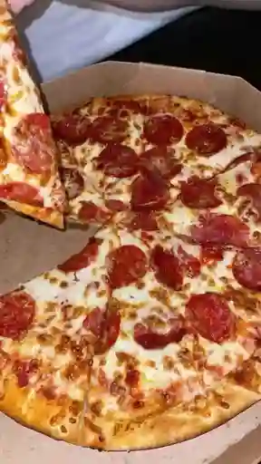 Pizza Carnes