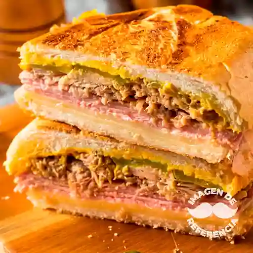 Sándwich De Atún
