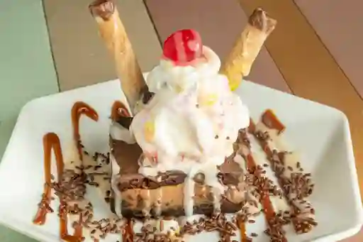 Brownie con Helado