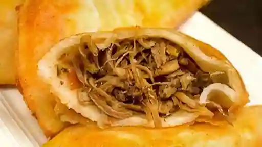 Empanadas Mechadas