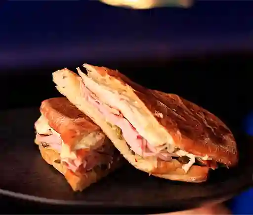 Sándwich Tradicional