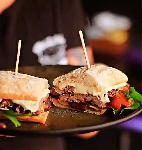 Sándwich de Carne Desmechada