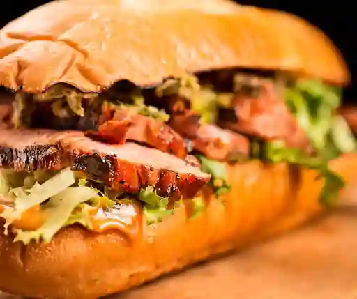 Sándwich Pernil de Cerdo