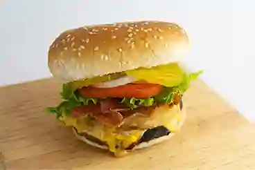 Hamburguesa con Carne Artesanal
