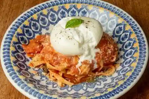 Fettuccine Al Pomodoro + Burrata