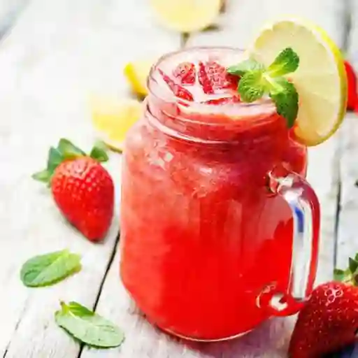 Granizada de Frutos Rojos 16 Oz