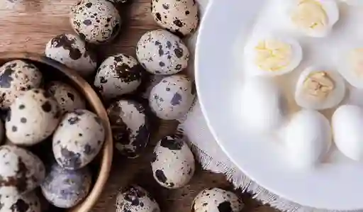 Porcion Huevos de Codorniz