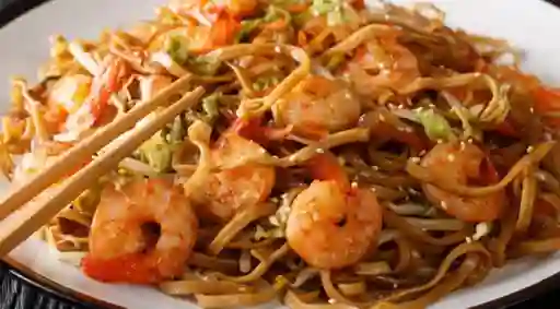 Chow Mein Pollo Camaron