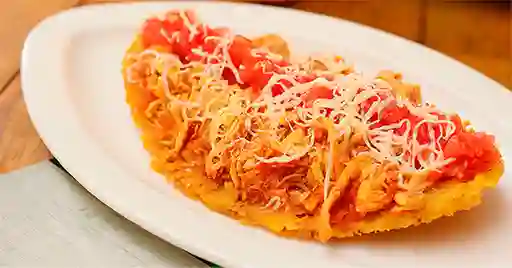 Patacón de Pollo