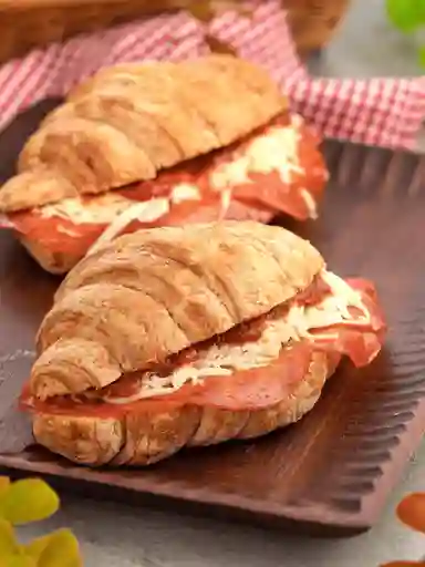 Croisant de Peperoni