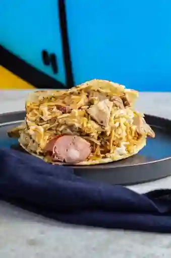 Arepa Suiza y Pollo