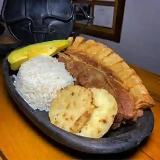 Chicharrón 100 Patas