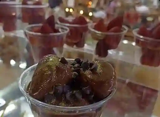 Fresas con Crema con Galleta Sultana
