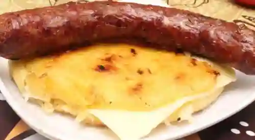 Arepa Chori Queso