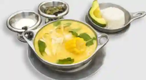 Combo Ajiaco Santafereño + Limonada de Panela