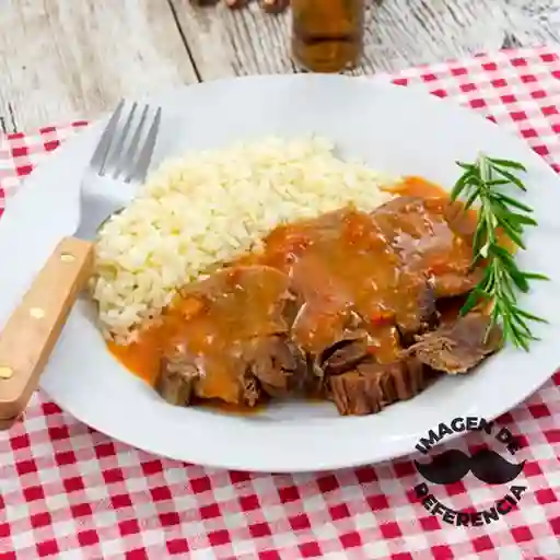 Lengua en Salsa Criolla