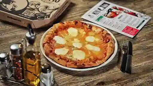 Pizza Quattro Formaggi