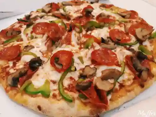 Pizza Caprichosa