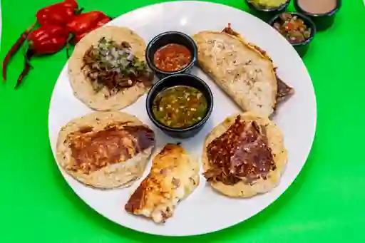 Taquiza X5 de Birria con Caldo
