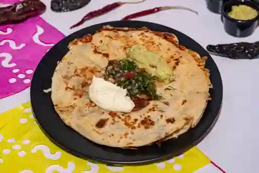 Quesadillas de Chicharron X2