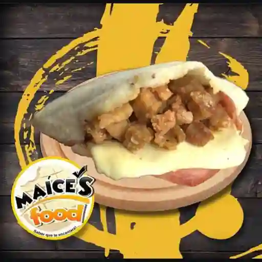 Arepa con Chicharron