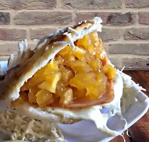 Arepa Hawaiana