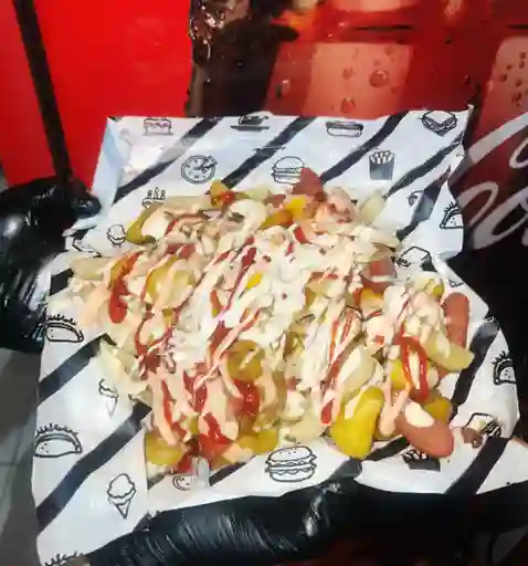 Salchipapa Gratinada