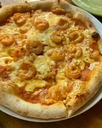 Pizza Mar y Tierra