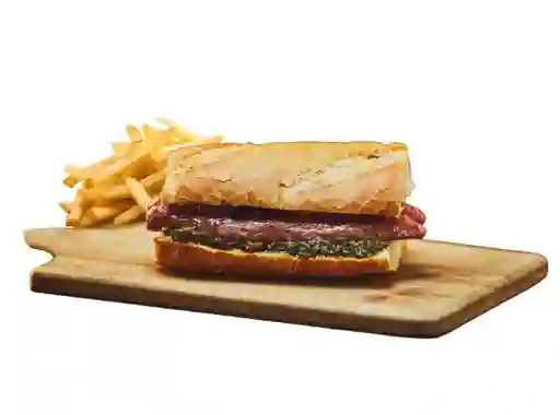 Choripán Argentino Belgrano con Vegetales con Picante