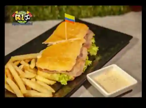 Sándwich Cordero