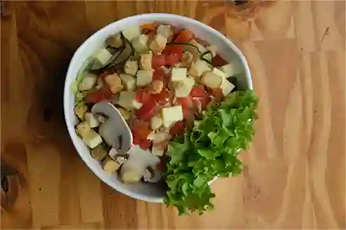 Ensalada Pollo Frijol