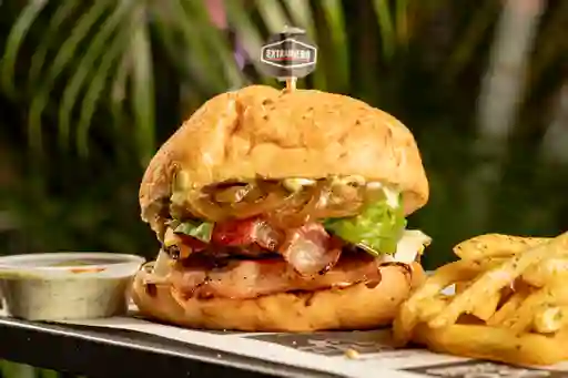 Burger Volcánica Combo